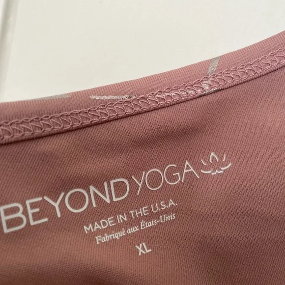 Beyond Yoga Sports Bra – XL – New Without Tags - Picture 4 of 4